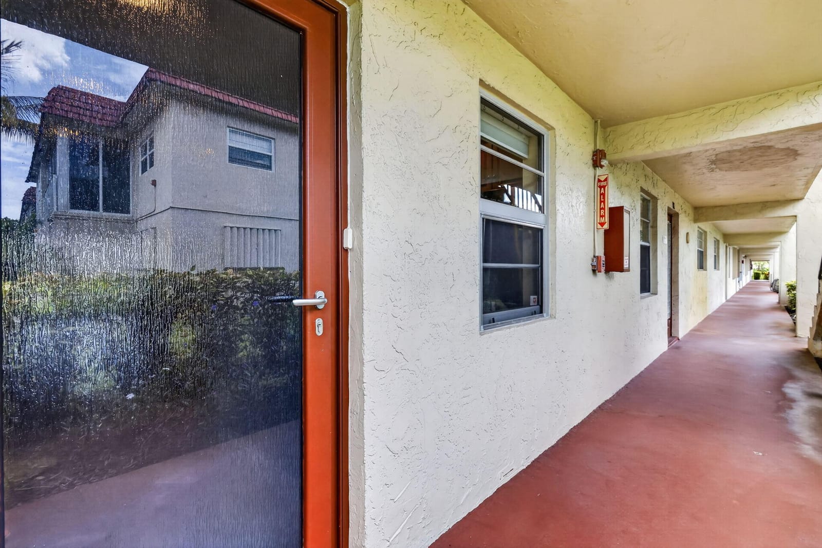 22 ABBEY Lane 101 — photo 2