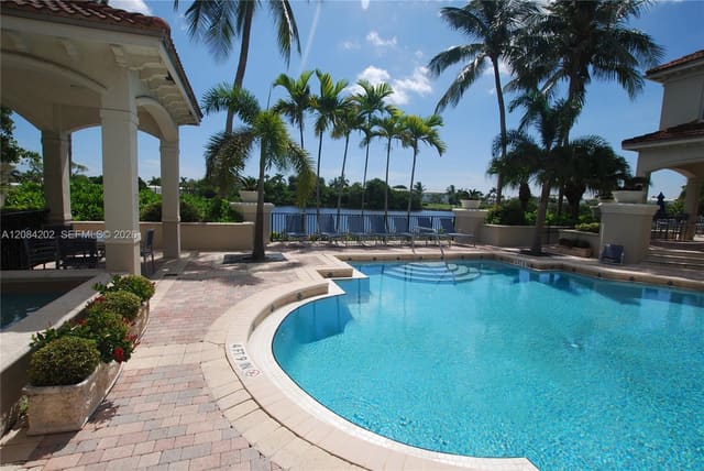1310 Tuscany Way 1310, Boynton Beach, FL 33435