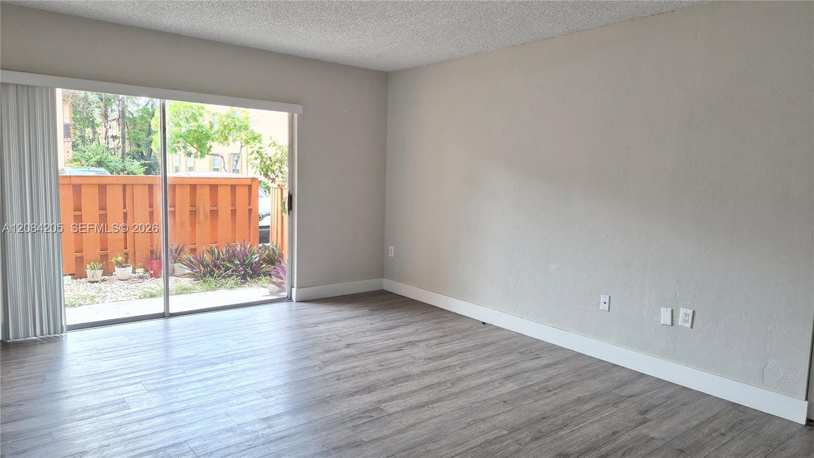 7100 Fairway Drive K9, Miami Lakes, FL 33014 photo 2