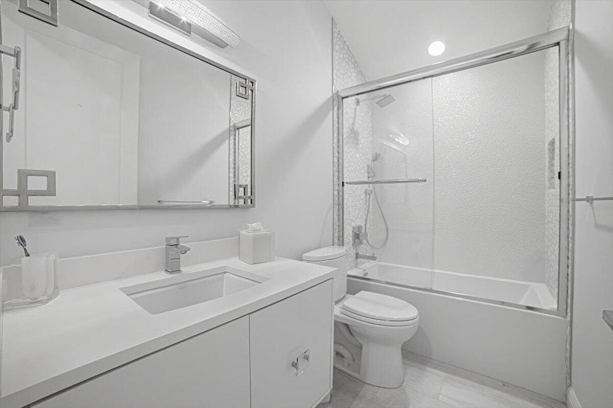 20220 Boca West Drive 403, Boca Raton, FL 33434 photo 25
