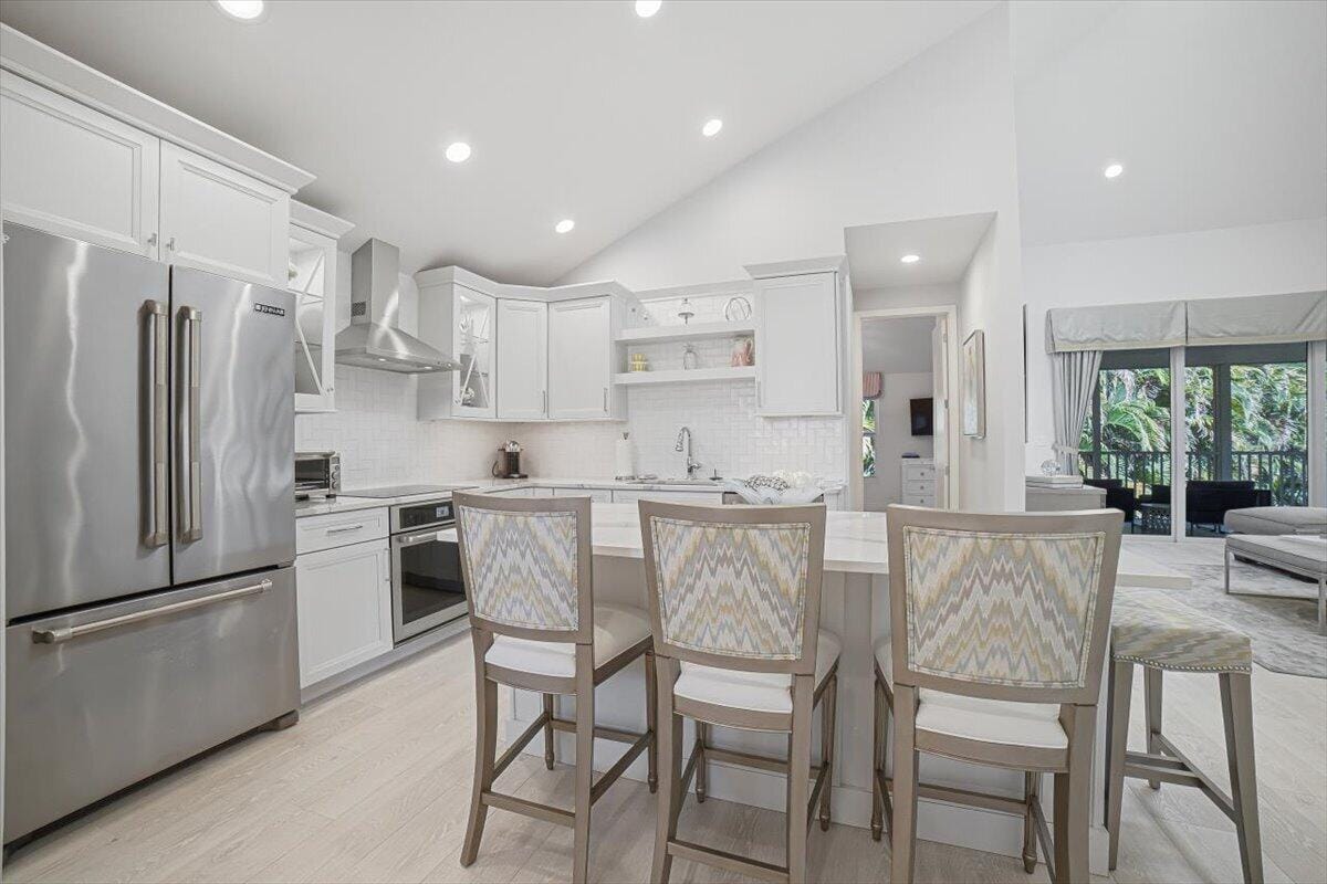 20220 Boca West Drive 403, Boca Raton, FL 33434 photo 6