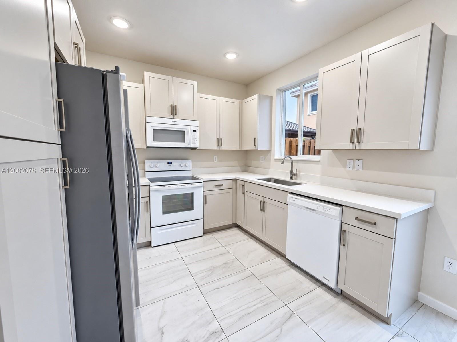 2419 SE 11th Street — photo 9