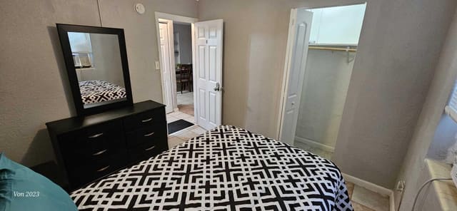 1069 W 30TH Street 6, Riviera Beach, FL 33404