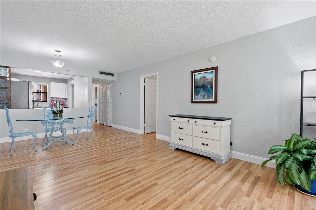 4760 Lucerne Lakes Boulevard W 105, Lake Worth, FL 33467 photo 14