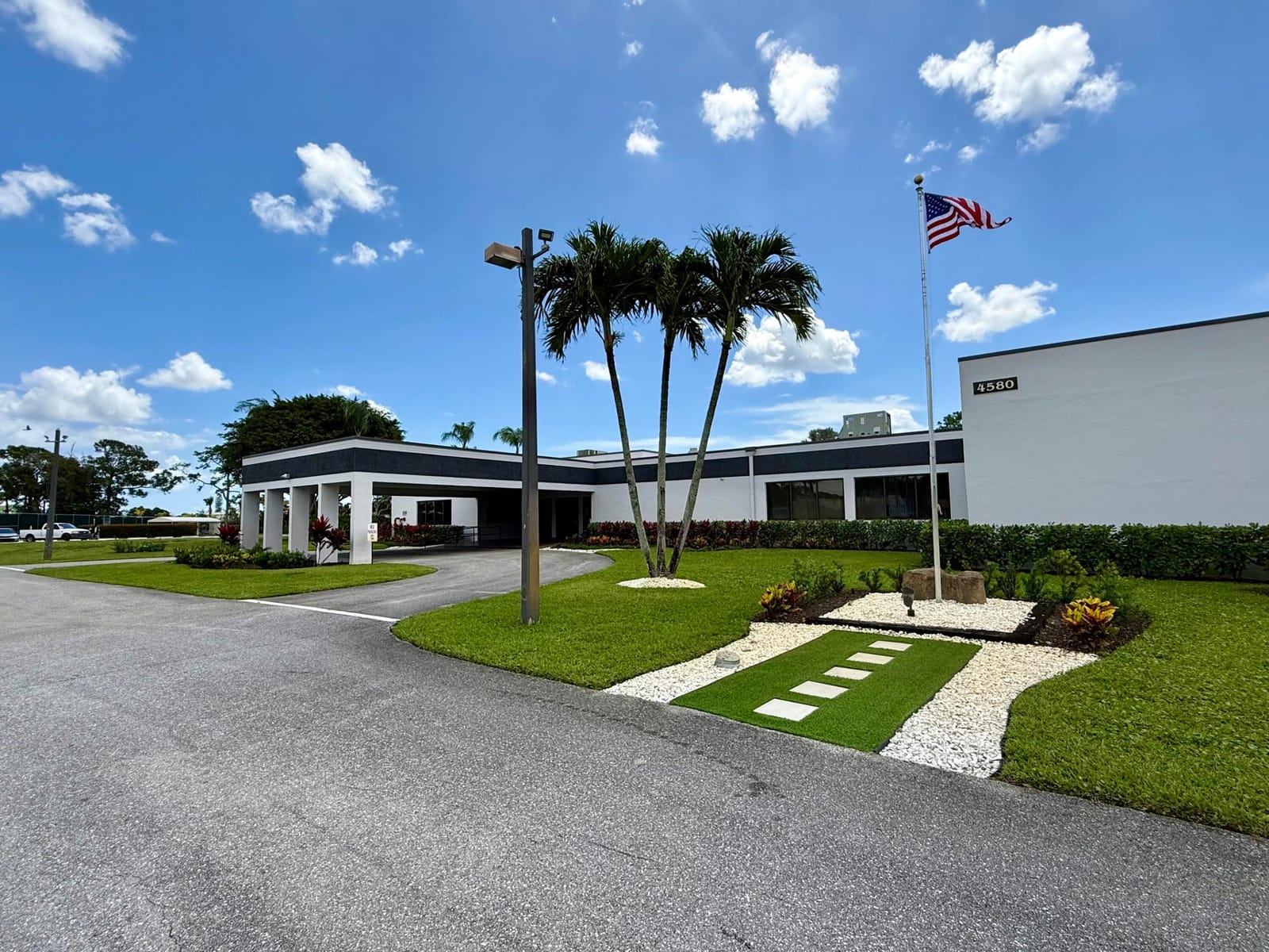 4760 Lucerne Lakes Boulevard W 105, Lake Worth, FL 33467