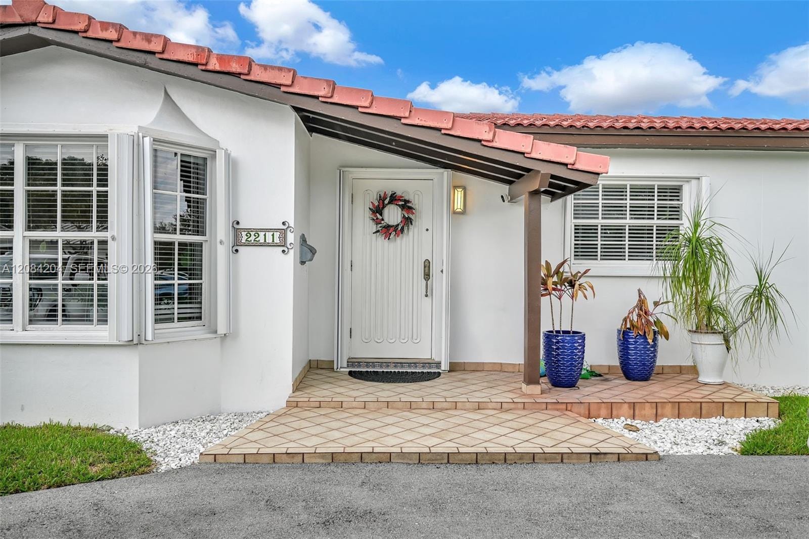 2211 SW 98th Place, Miami, FL 33165