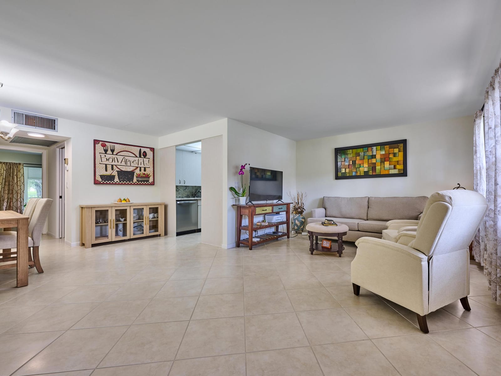 2904 VICTORIA Place H1 — photo 5