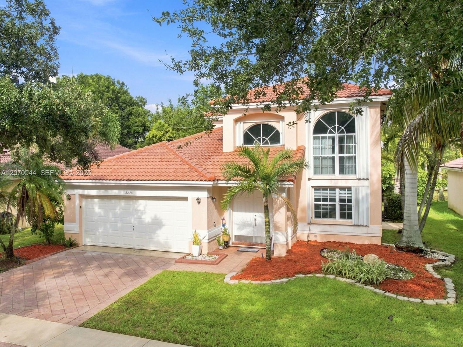 2220 NW 137th Avenue, Sunrise, FL 33323
