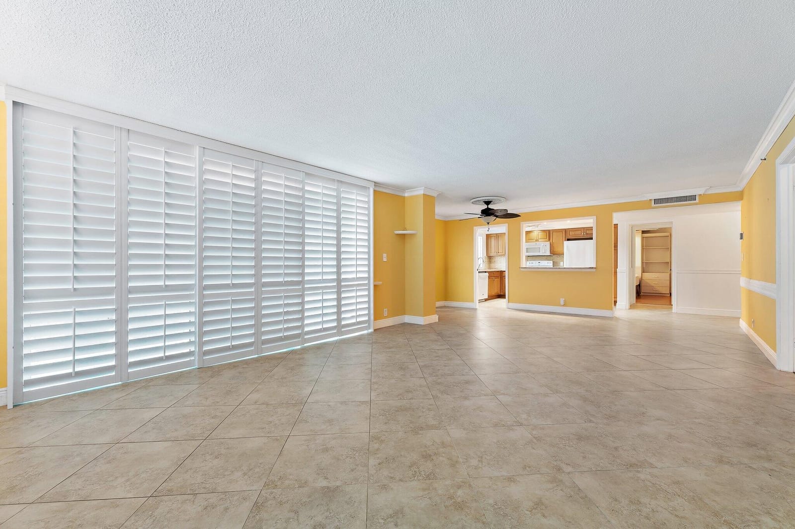 375 Beach Road 201 — photo 10