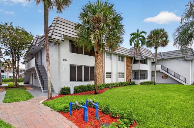 8404 W SAMPLE Road 230, Coral Springs, FL 33065