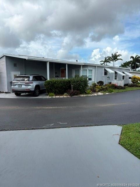 2 bedroom home for sale at 6055 Seashore, Lake Worth, FL 33462 — $79,000