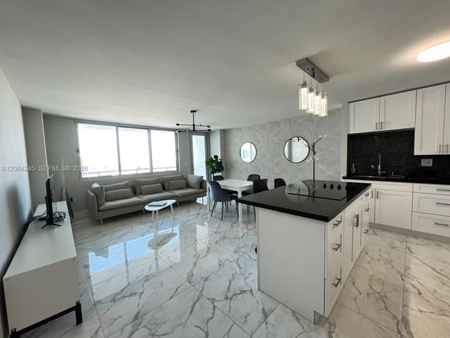 7135 Collins Avenue 1533, Miami Beach, FL 33141