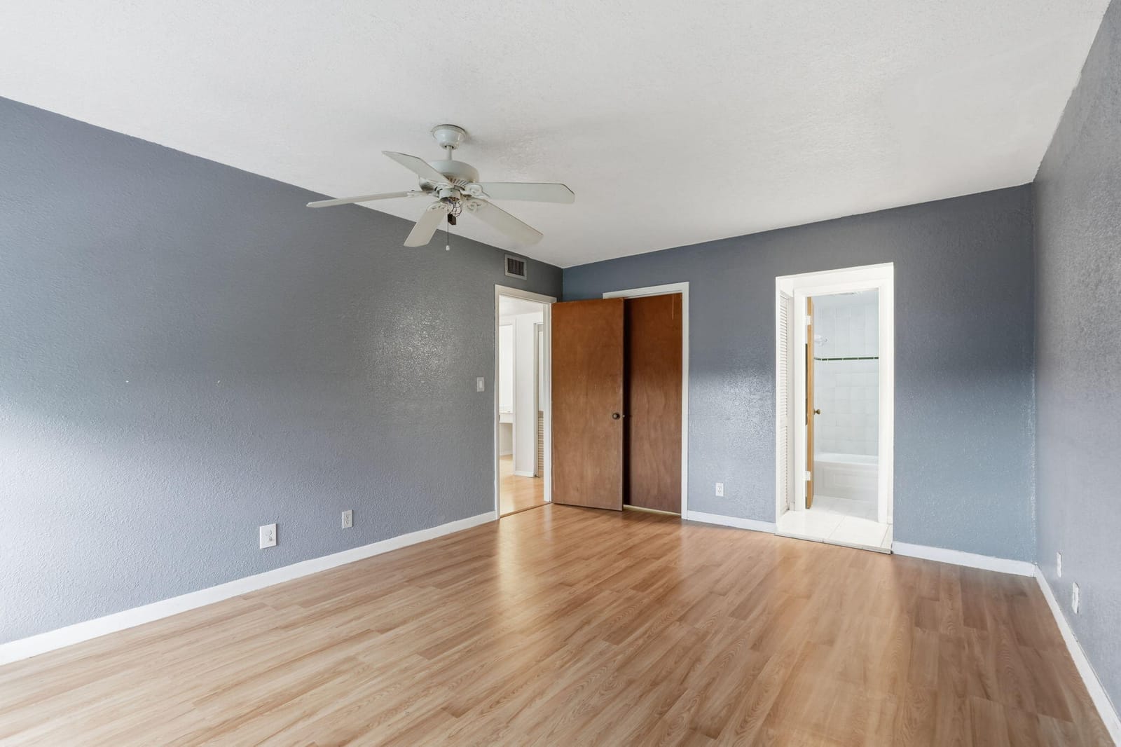 430 COMMODORE Drive 314, Plantation, FL 33325 photo 14