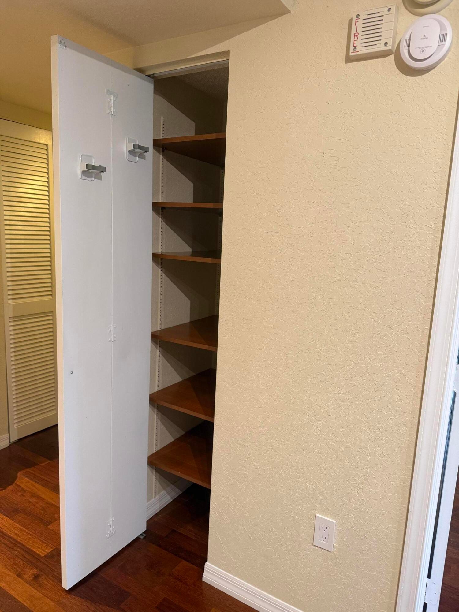 1801 N FLAGLER Drive 418 — photo 7