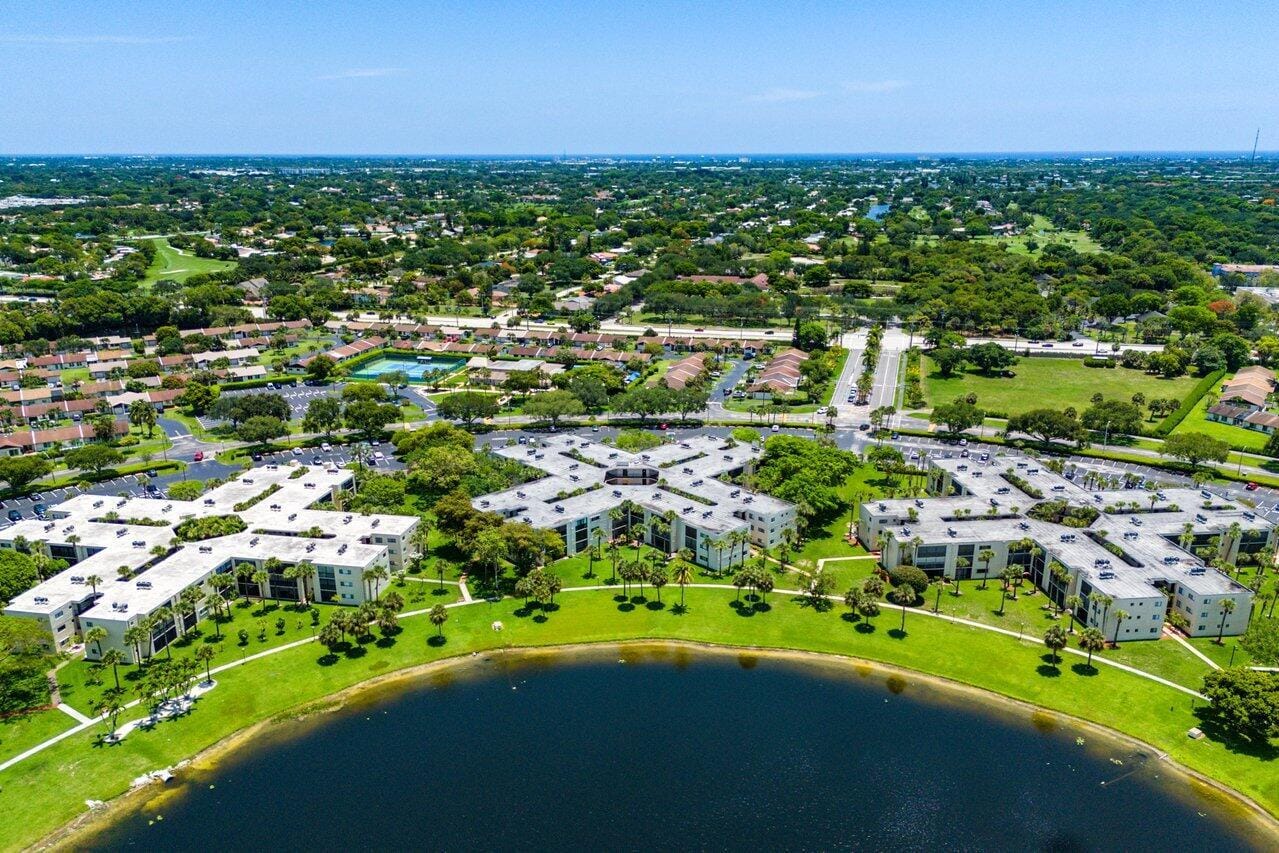 5100 Las Verdes Circle 316, Delray Beach, FL 33484 photo 18