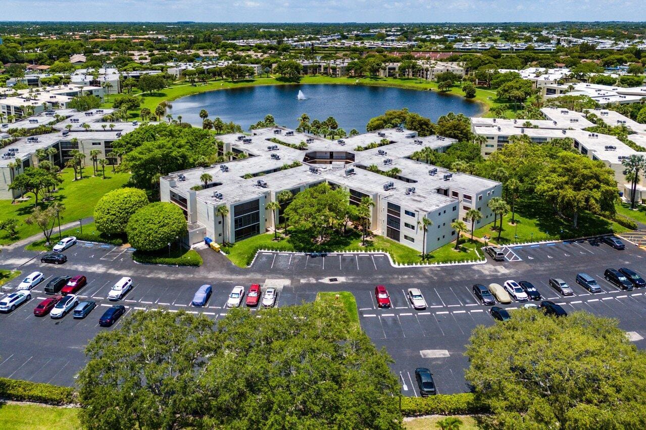 5100 Las Verdes Circle 316, Delray Beach, FL 33484 photo 20