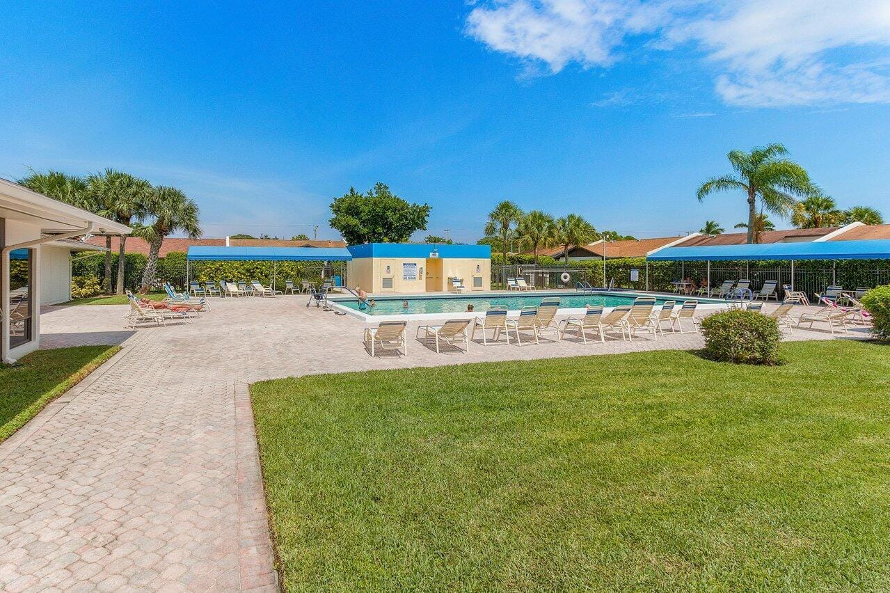 5100 Las Verdes Circle 316, Delray Beach, FL 33484 photo 22