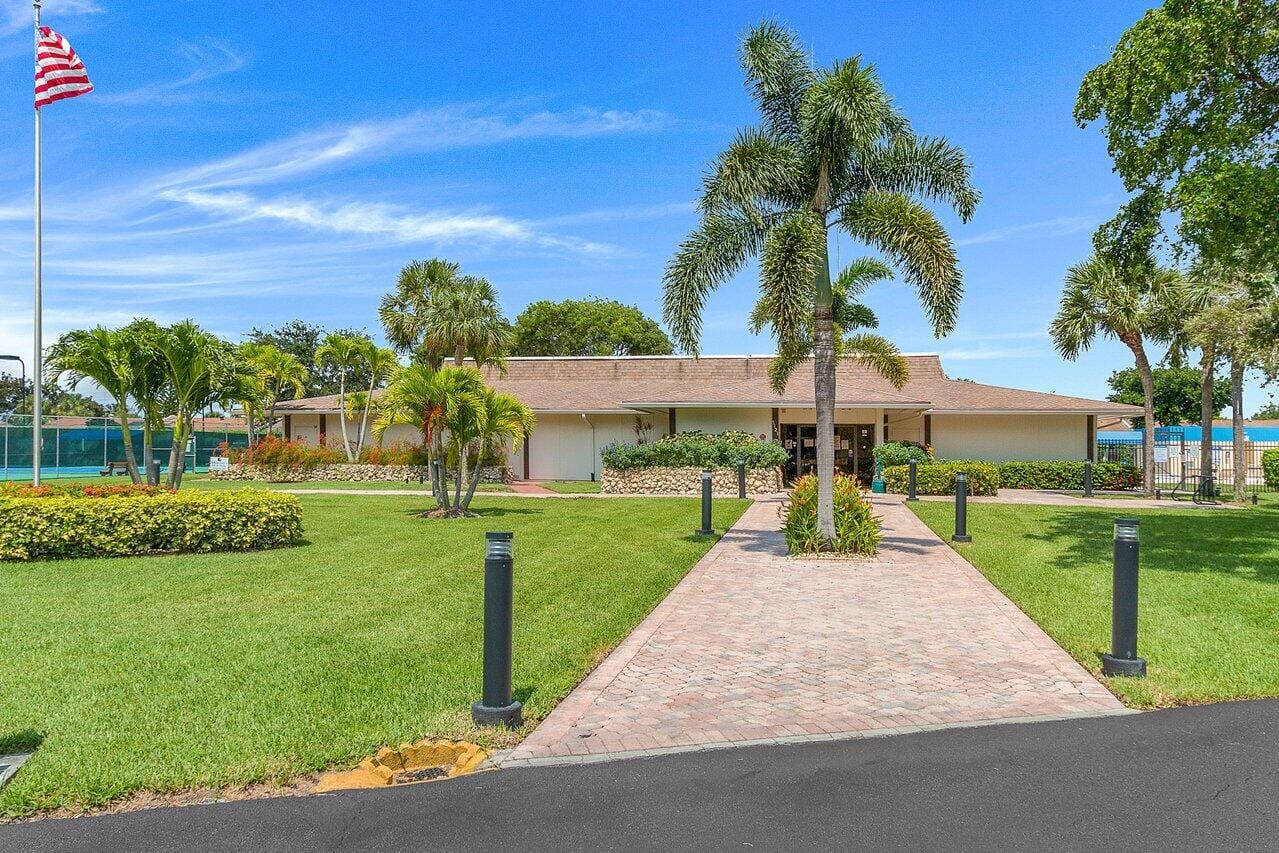 5100 Las Verdes Circle 316, Delray Beach, FL 33484 photo 23