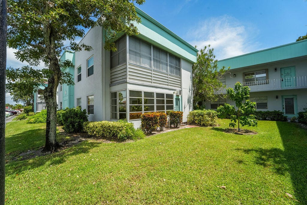 396 Monaco I 396-I, Delray Beach, FL 33446 photo 3
