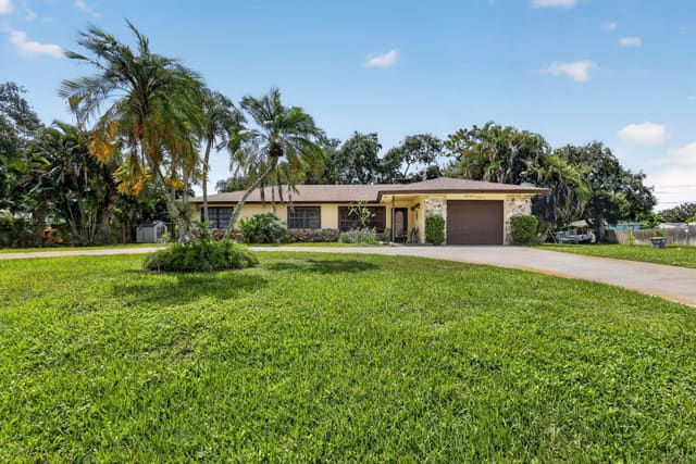 4746 CANAL Drive, Lake Worth, FL 33463