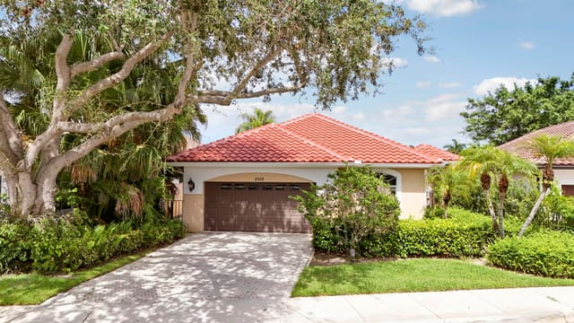 2189 Regents Boulevard, Regents Place, West Palm Beach, FL