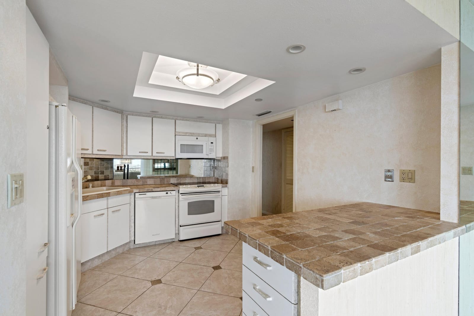5080 N OCEAN Drive 12C — photo 10