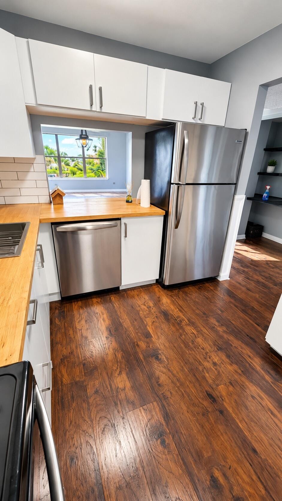 2320 S CYPRESS BEND Drive 401, Pompano Beach, FL 33069