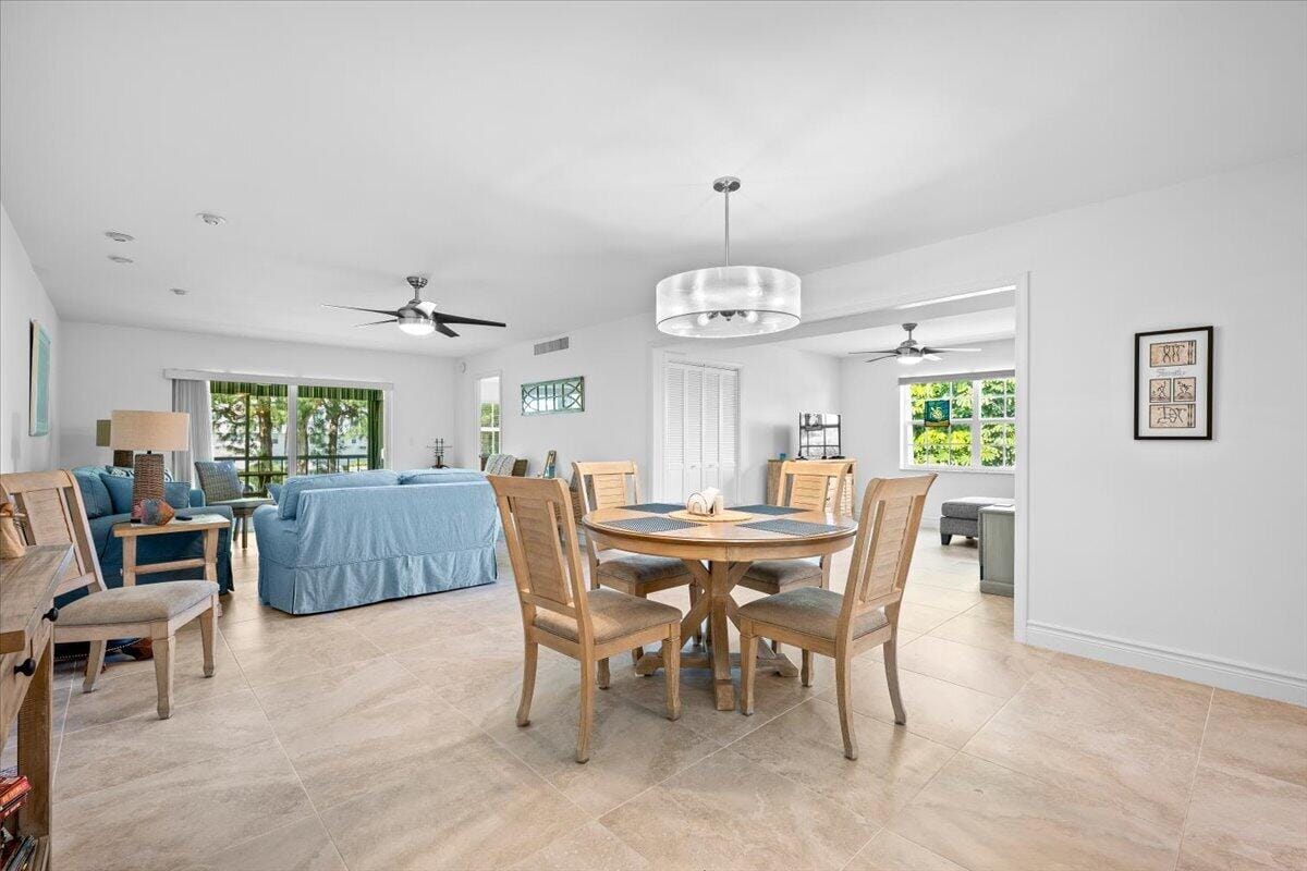 1205 Sandy Lane 249 — photo 3