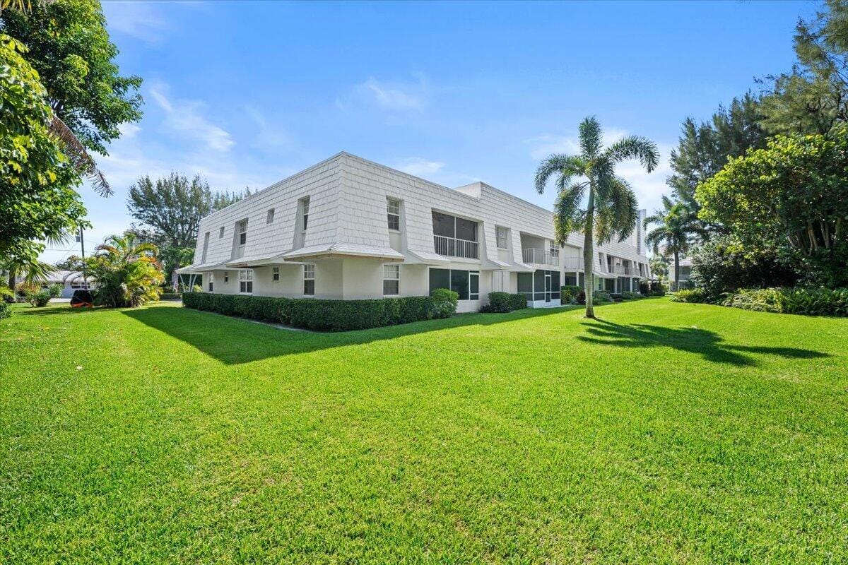 1205 Sandy Lane 249, Riviera Beach, FL 33404 photo 23