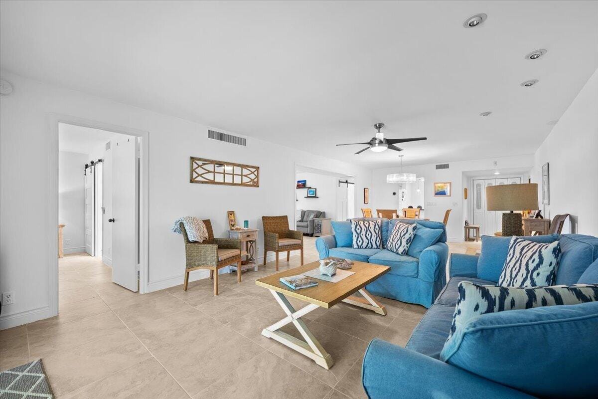 1205 Sandy Lane 249 — photo 8
