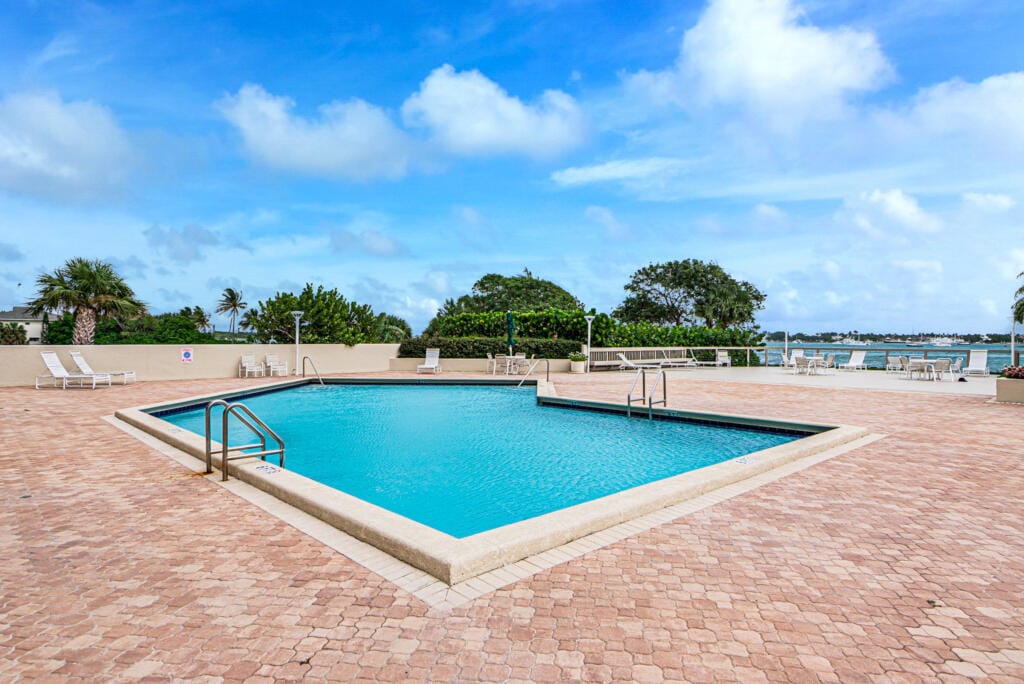 5600 N Flagler Drive 203, West Palm Beach, FL 33407 photo 21