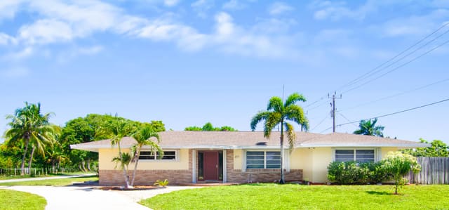 891 LYNDON Drive, Lantana, FL 33462