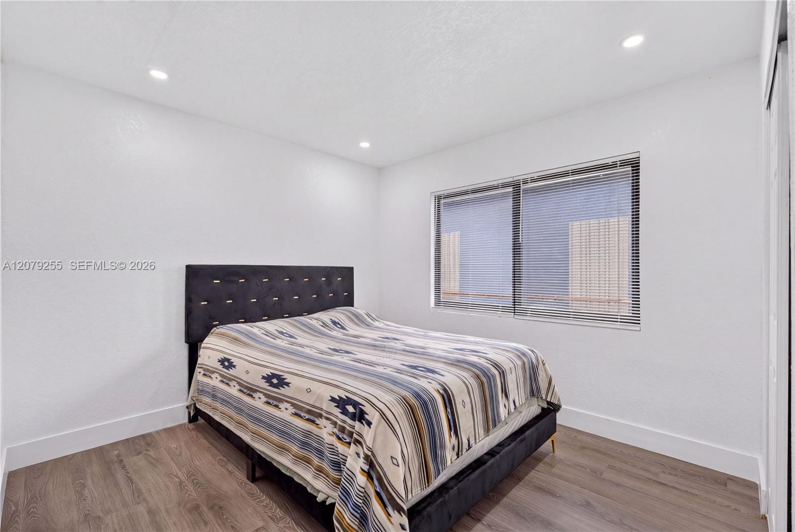 5724 SW 18th Street — photo 12