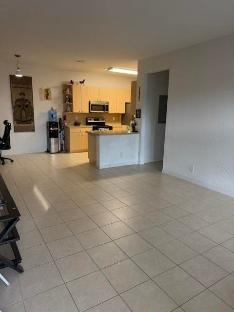 3569 S FOREST HILL Boulevard 106, Palm Springs, FL 33406 photo 4