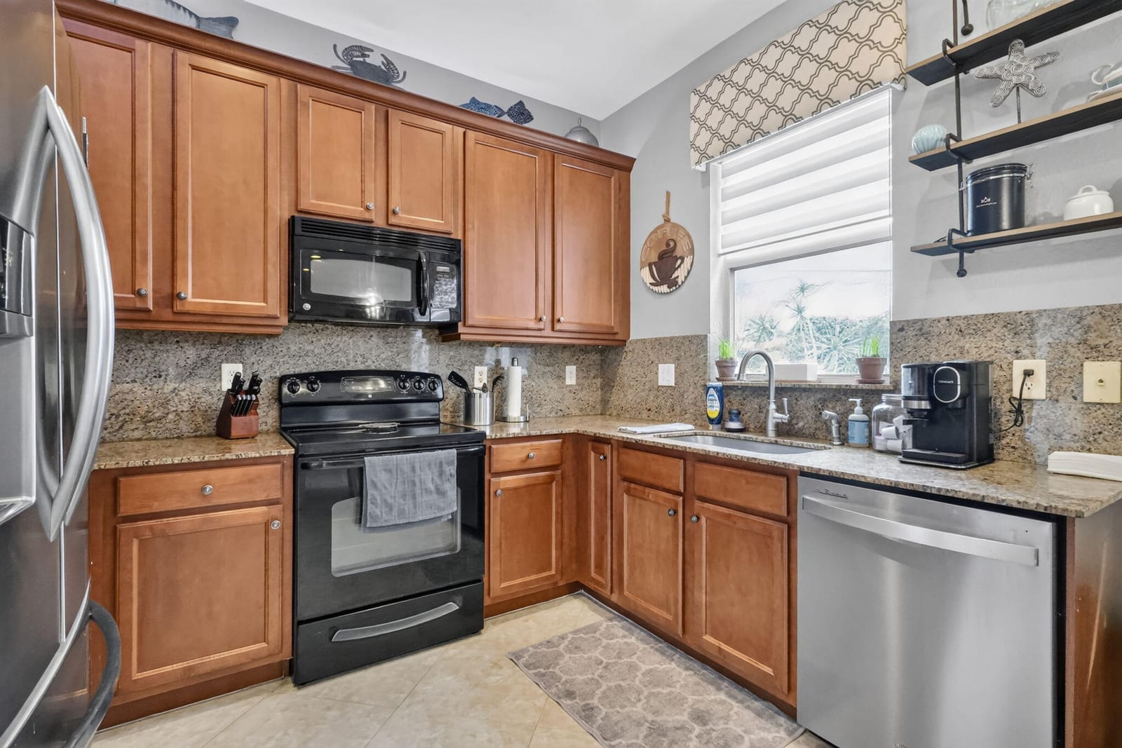 7932 PICKLEWOOD PARK Drive, Boynton Beach, FL 33437 photo 13
