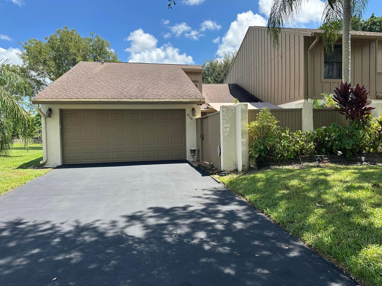 319 WOOD DALE Drive, Wellington, FL 33414