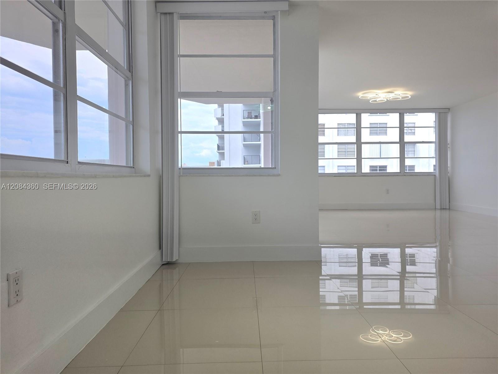 18051 Biscayne Boulevard 1204, Aventura, FL 33160 photo 18