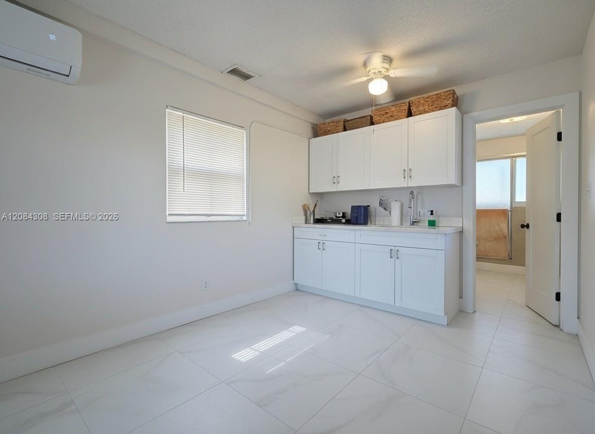 1430 N 68th Avenue B, Hollywood, FL 33024 photo 2