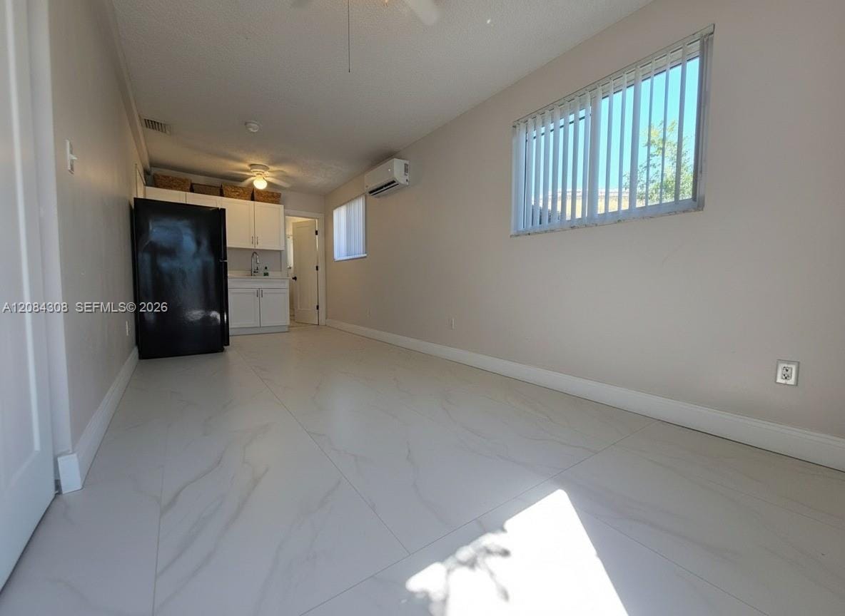 1430 N 68th Avenue B, Hollywood, FL 33024 photo 3
