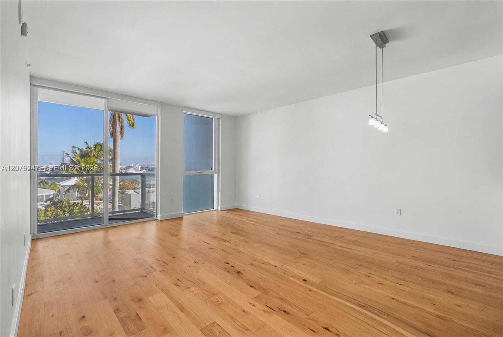 253 NE 2nd Street 1007, Miami, FL 33132