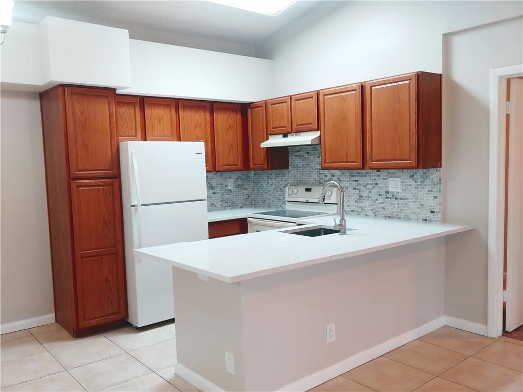 921 Lyons Road 3206 — photo 5