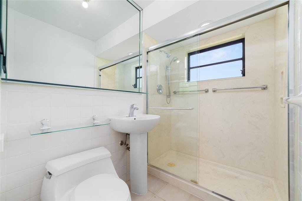 1273 NE 37TH Street — photo 10