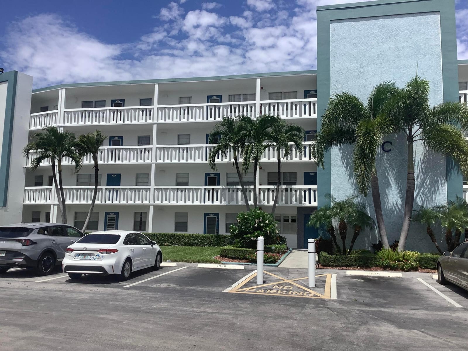 1045 EXETER C 1045, Boca Raton, FL 33434