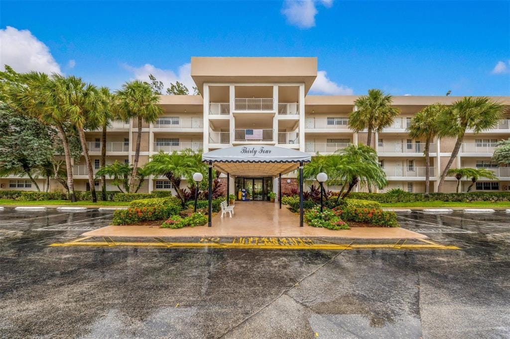 3051 S PALM AIRE Drive 408, Pompano Beach, FL 33069
