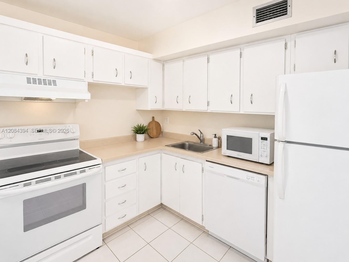 250 180th Drive 507 — photo 5