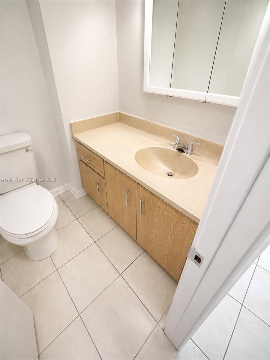 250 180th Drive 507 — photo 9