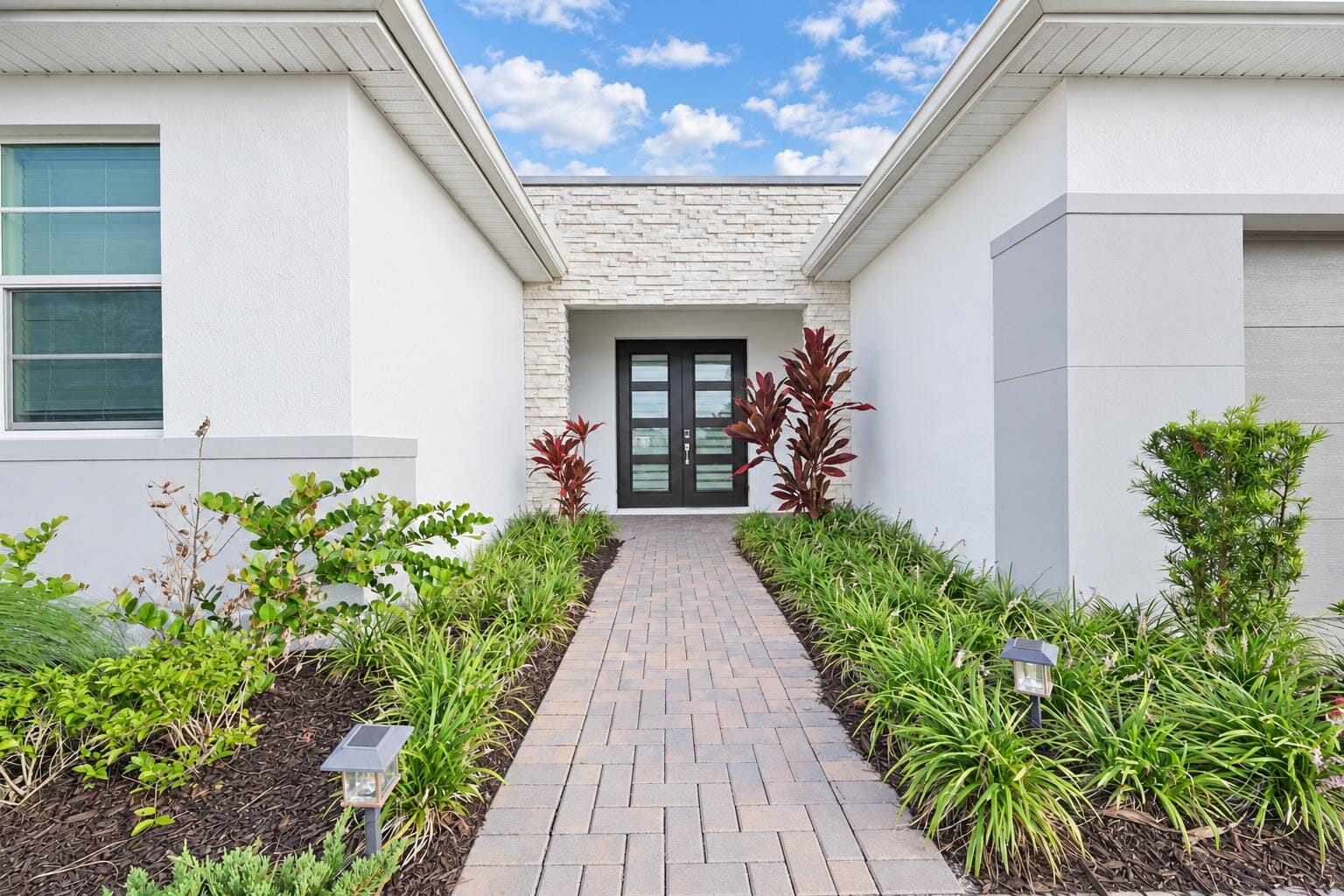 14252 SW Murney Way — photo 3