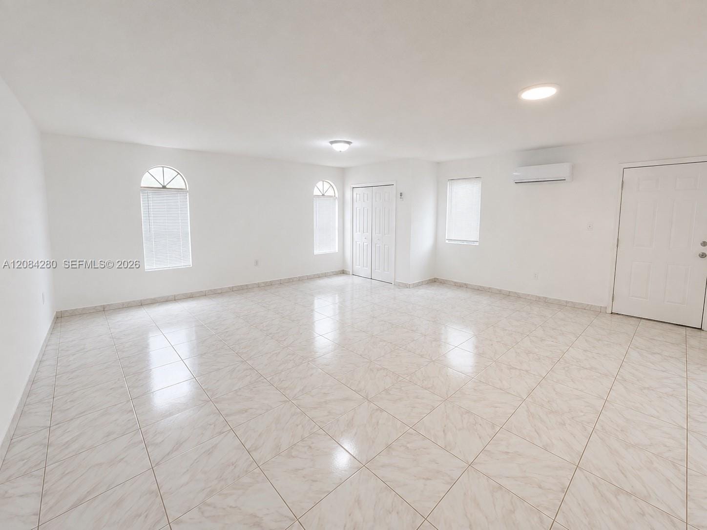 137xx 3x Street l — photo 3