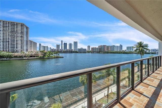 4000 NE 168th Street PH1A, North Miami Beach, FL 33160