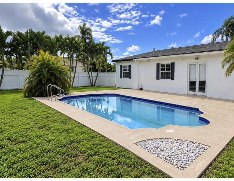 11091 LANDSMAN Street, Boca Raton, FL 33428
